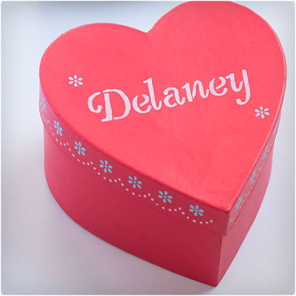 Pesonalized-Valentine-Heart-Boxes