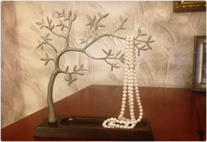 Sculpted-Jewelry-Tree