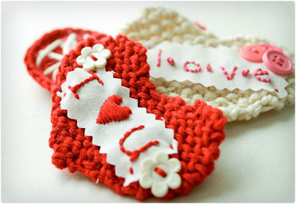Sweetheart-Knit-Valentine-DIY