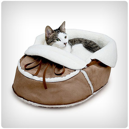 Moccasin Pet Bed